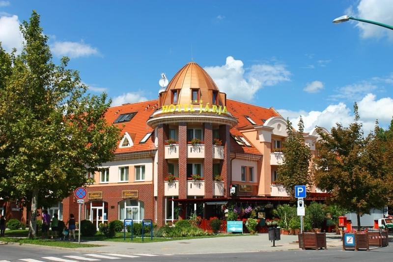 Hotel Járja Hajdúszoboszló Esterno foto
