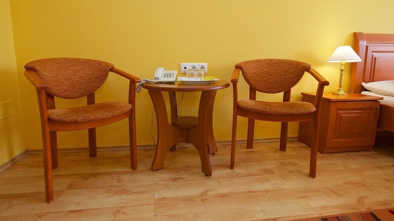 Hotel Járja Hajdúszoboszló Esterno foto