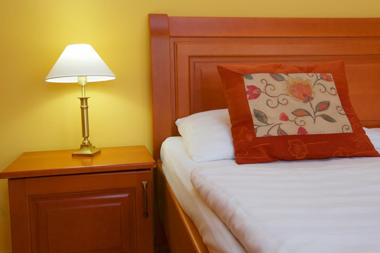 Hotel Járja Hajdúszoboszló Esterno foto